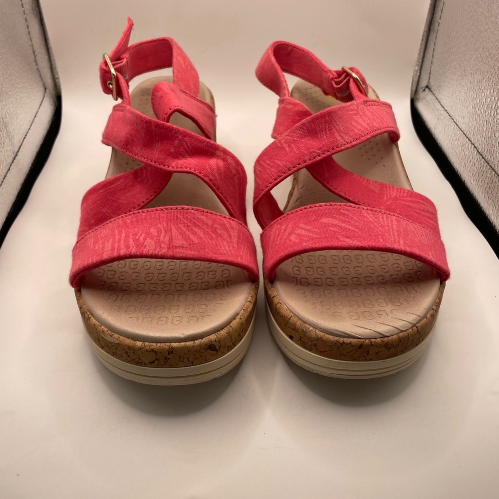 Bzees Radiant womens pink platform sandals size 7 - Picture 4 of 9